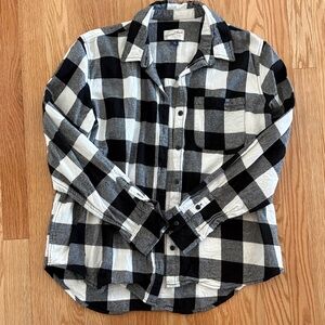 Universal Thread Monochrome Plaid Shirt